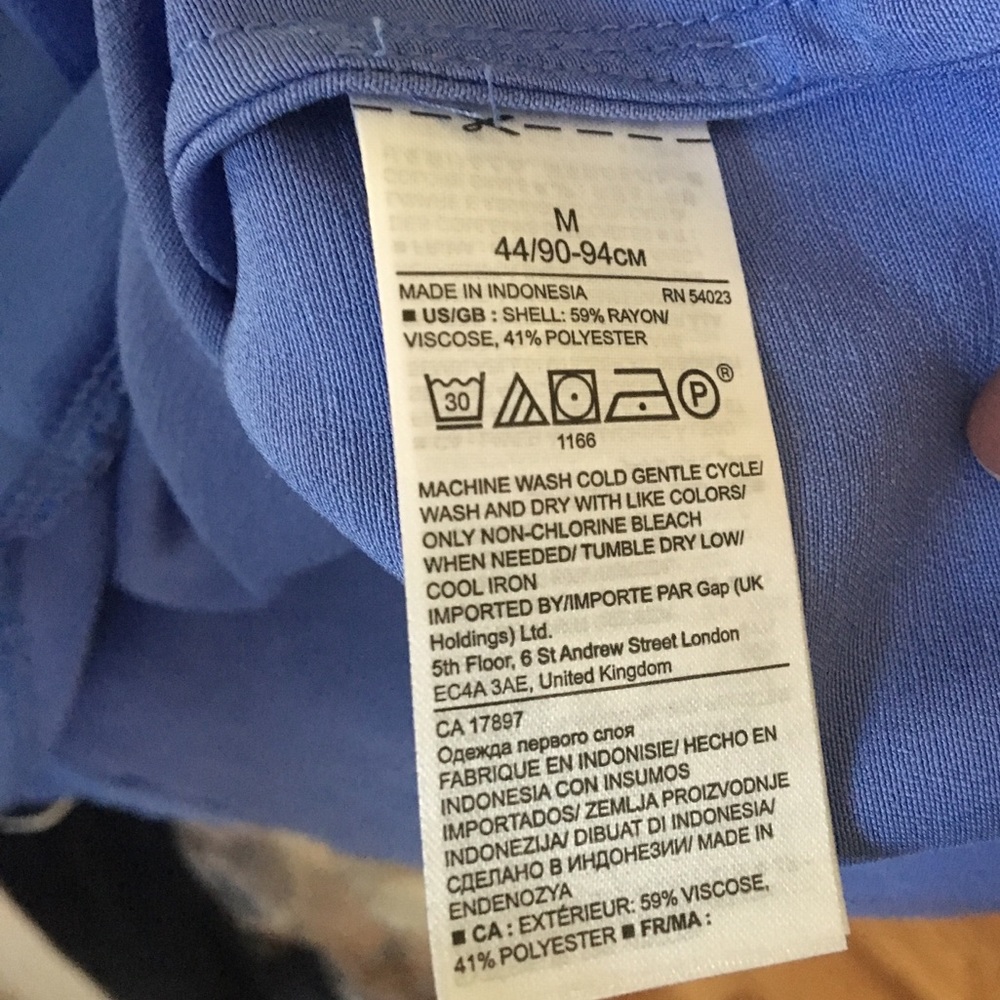 NWT Banana Republic blue sleeveless top tank M - Picture 5 of 5